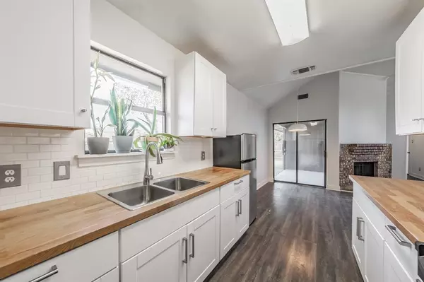 Arlington, TX 76002,509 Benedict Lane