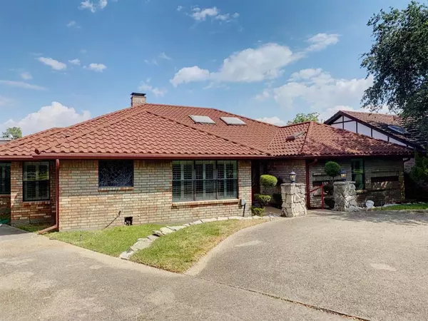 Irving, TX 75061,150 Macarthur Court