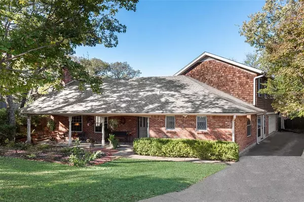 Arlington, TX 76012,1719 Autumn Lane