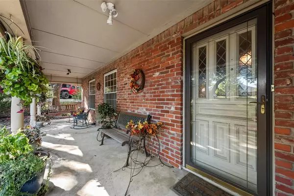 Arlington, TX 76012,1719 Autumn Lane