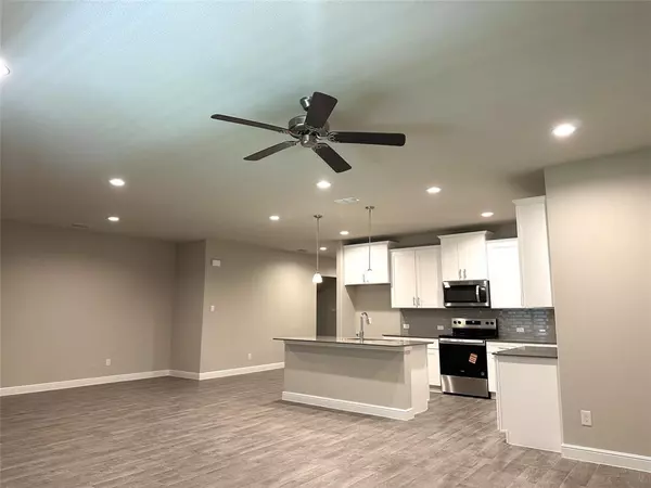 Mansfield, TX 76063,211 Tristan Street