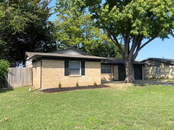 Dallas, TX 75216,4927 Eastgate Circle