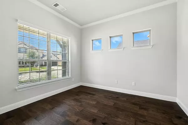 Argyle, TX 76226,1208 13th Street