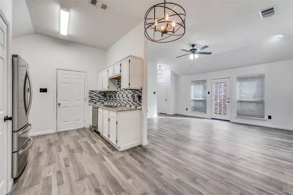 Dallas, TX 75229,2916 S Bend Drive