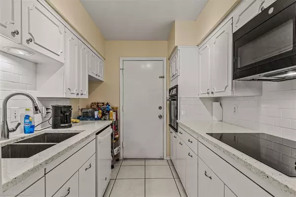 Dallas, TX 75230,7910 Northaven Road #B