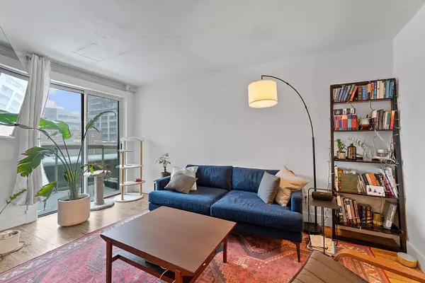 Toronto C08, ON M5A 4R3,323 Richmond ST E #316