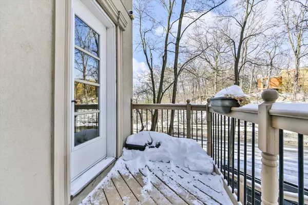 Toronto C12, ON M2P 1P7,50 Old Yonge ST W #3