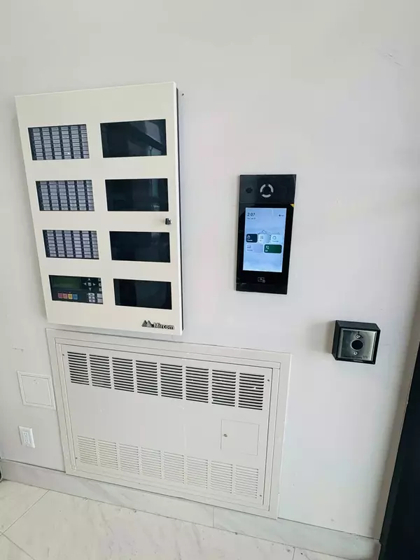 Clarington, ON L1C 7J8,51 Clarington BLVD E #217