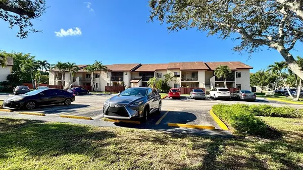 7931 Southgate Blvd #E8, North Lauderdale, FL 33068