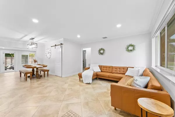 Boca Raton, FL 33486,1257 NW 5th St