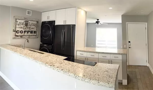 Fort Lauderdale, FL 33334,5328 NE 6th Ave #13H