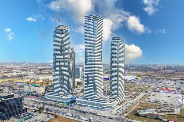 Vaughan, ON L4K 5Z7,225 Commerce ST #611