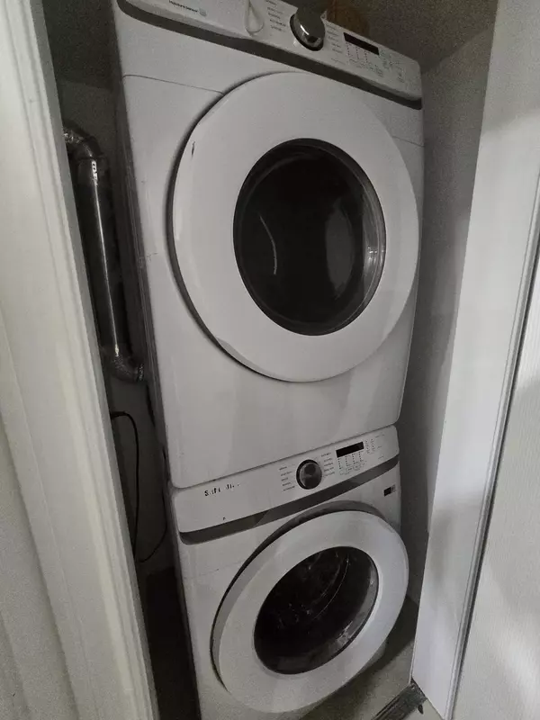 Brampton, ON L6V 2W7,9 Bruce Beer DR