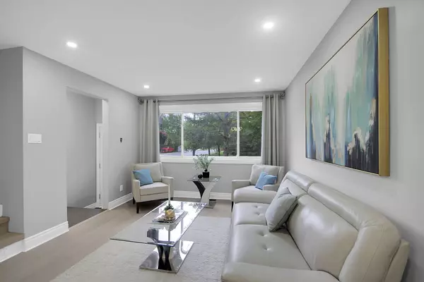 Carlington - Central Park, ON K1Z 8C9,1518A Lepage AVE