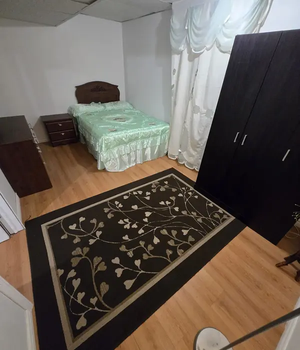 Kitchener, ON N2E 3N8,283 Grey Fox DR