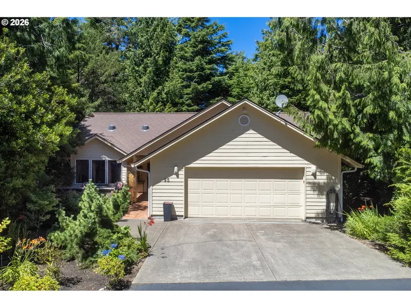 95 SW Cormorant, Depoe Bay, OR 97341
