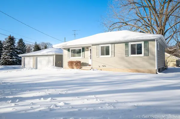 5555 Claudia AVE SE, Grand Rapids, MI 49548