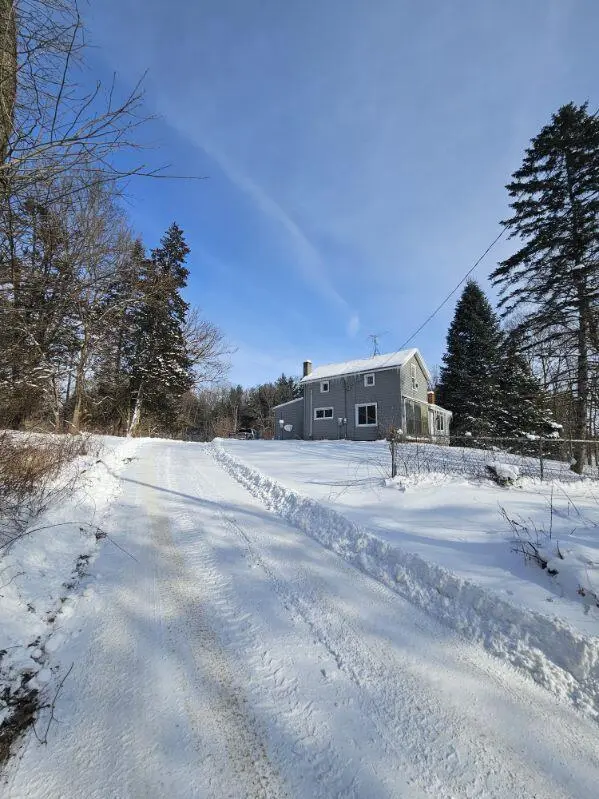 1535 Yeckley RD, Hastings, MI 49058