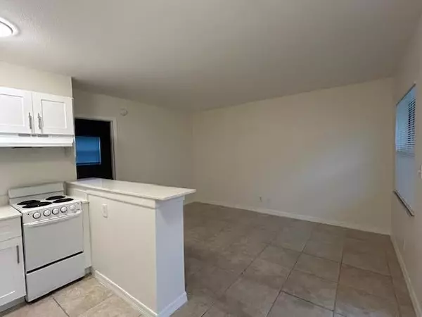 Oakland Park, FL 33334,101 NE 41ST ST #G-112