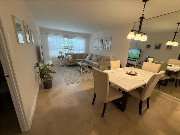 Lauderdale Lakes, FL 33319,3430 NW 52nd Ave #206