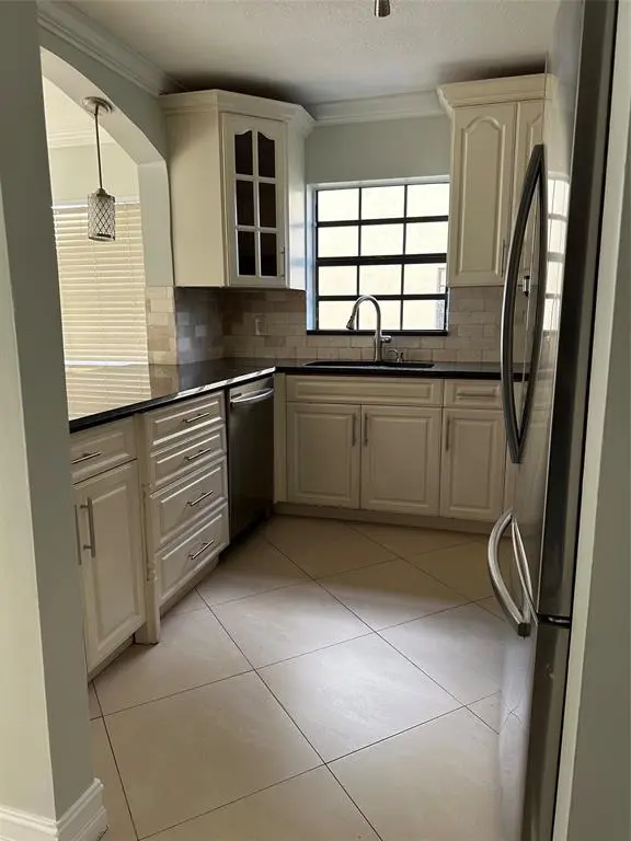 Deerfield Beach, FL 33442,2111 Congressional Way #2111