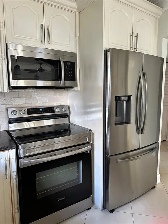 Deerfield Beach, FL 33442,2111 Congressional Way #2111