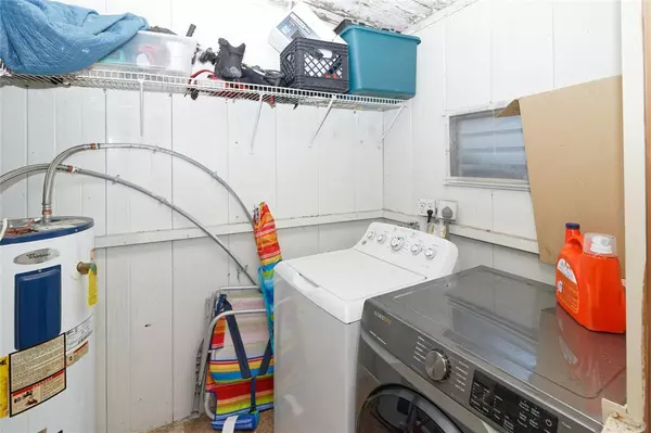 Deerfield Beach, FL 33442,1808 Dolphin Pl