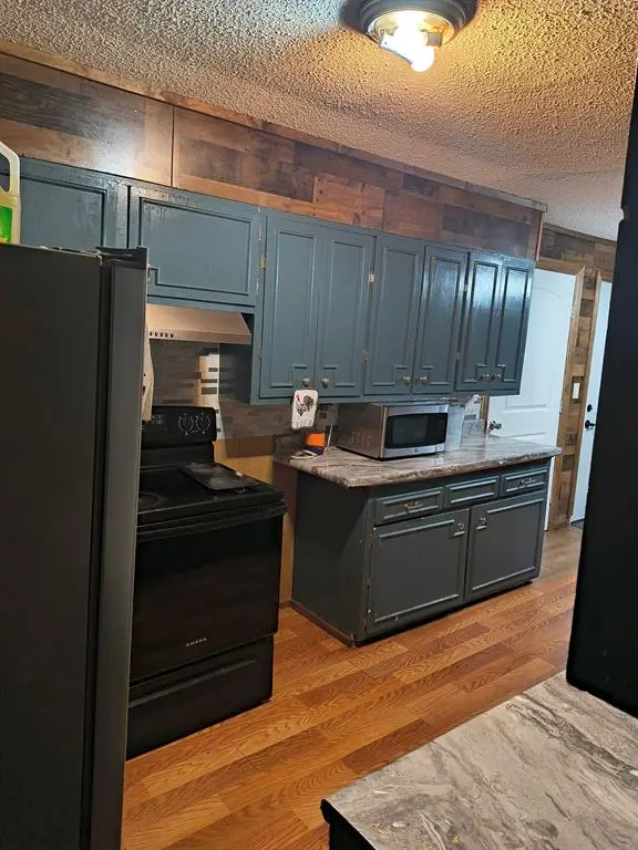 Paris, TX 75460,641 SE 22nd