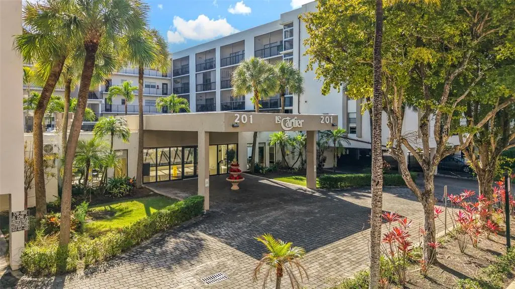 Sunny Isles Beach, FL 33160,201 178th Dr #218