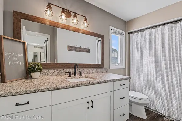 Troy, MI 48085,4813 Pickford DR