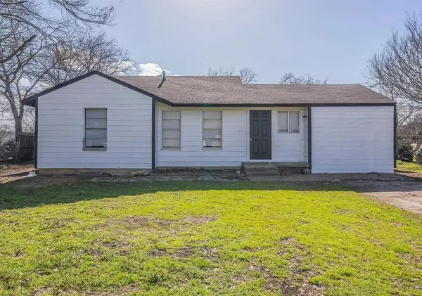 Fort Worth, TX 76116,7477 Aberdeen Drive