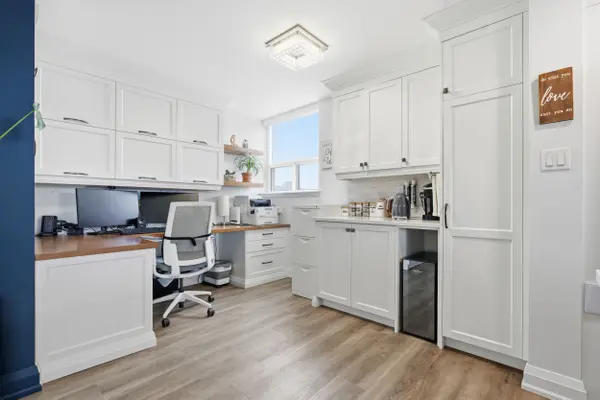 Burlington, ON L7S 1X4,1415 Ghent AVE #703