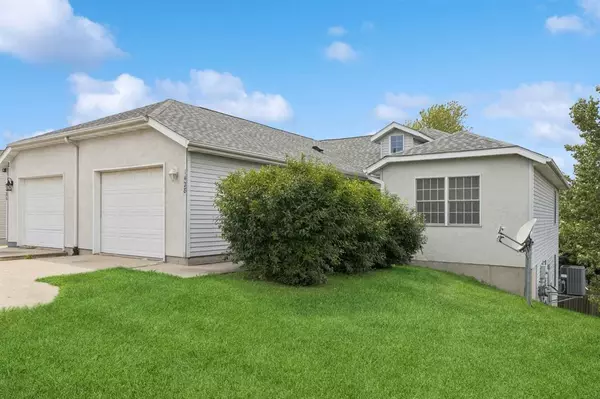 Coralville, IA 52241,1428 Kenai Ct