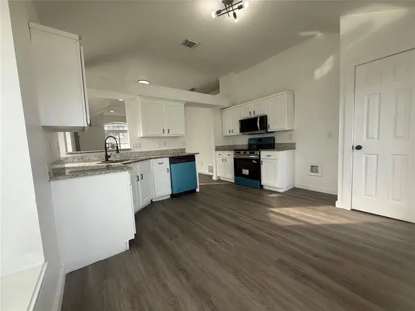 Arlington, TX 76017,6005 Meadowdale Road