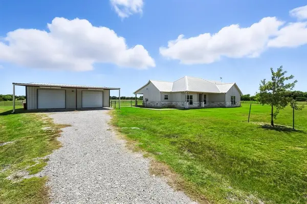 Leonard, TX 75452,496 County Road 4730