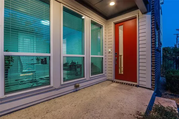 Dallas, TX 75204,1129 Manderly Court