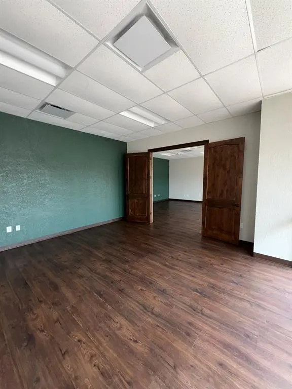 Ennis, TX 75119,2203 W Ennis Avenue #400