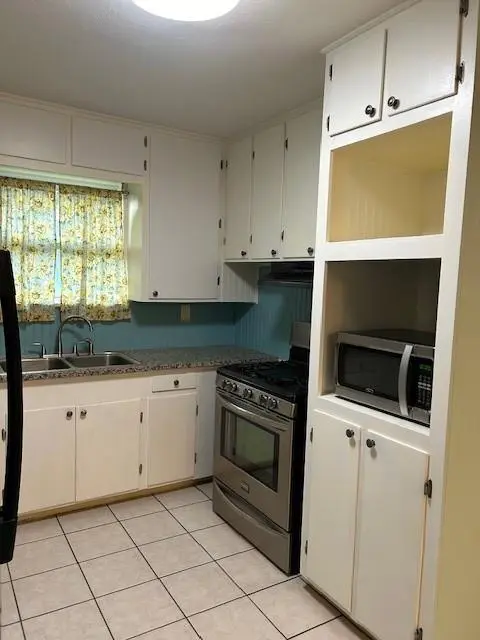 Azle, TX 76020,1013 Red Oak Street