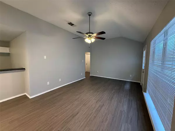 Dallas, TX 75227,9636 Stonewood Drive