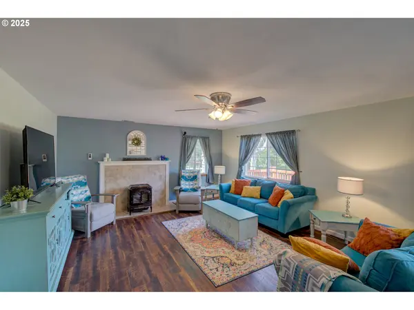 Astoria, OR 97103,90313 HIGHWAY 202