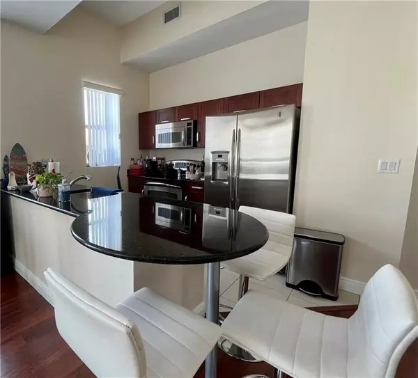 7280 SW 90th St #701, Miami, FL 33156