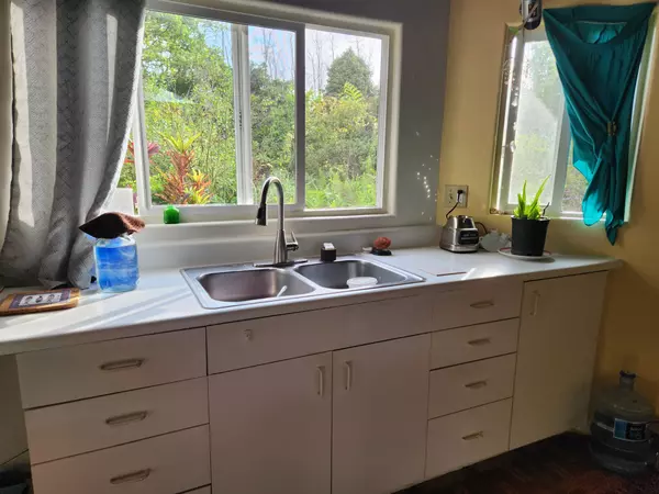 Pahoa, HI 96778,13-1103 MALAMA ST