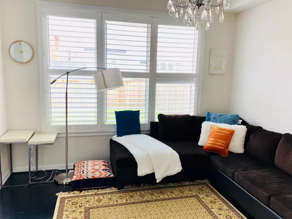 Milton, ON L9T 8H9,945 Farmstead DR