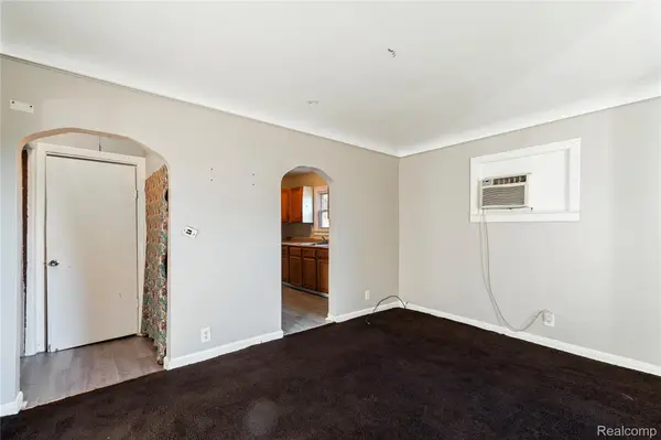 Warren, MI 48091,7583 Hudson AVE