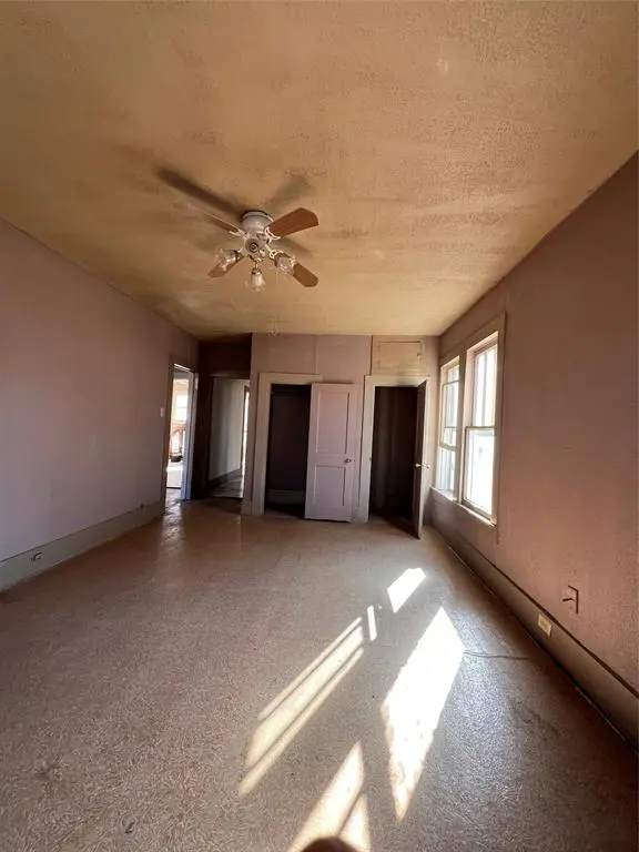 Coleman, TX 76834,316 E 7th Street