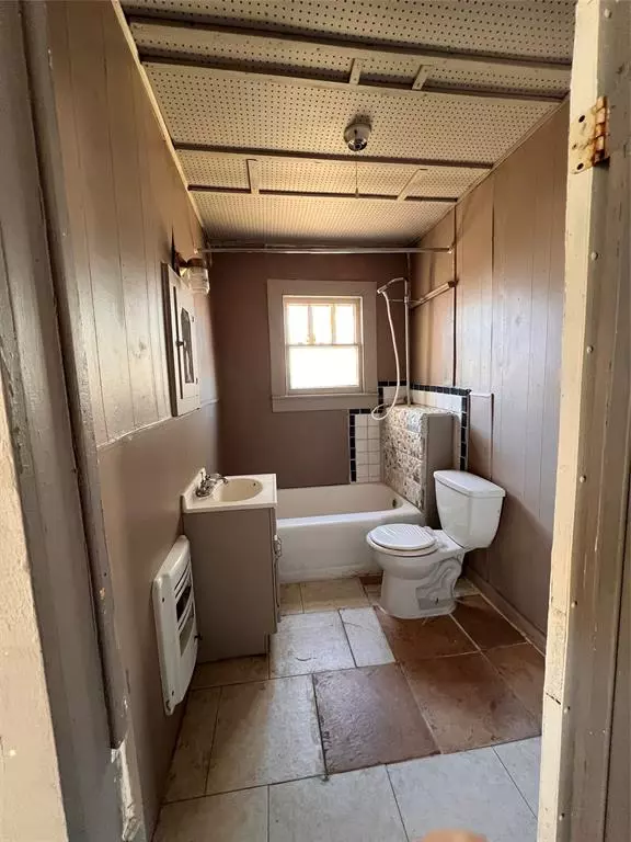 Coleman, TX 76834,316 E 7th Street