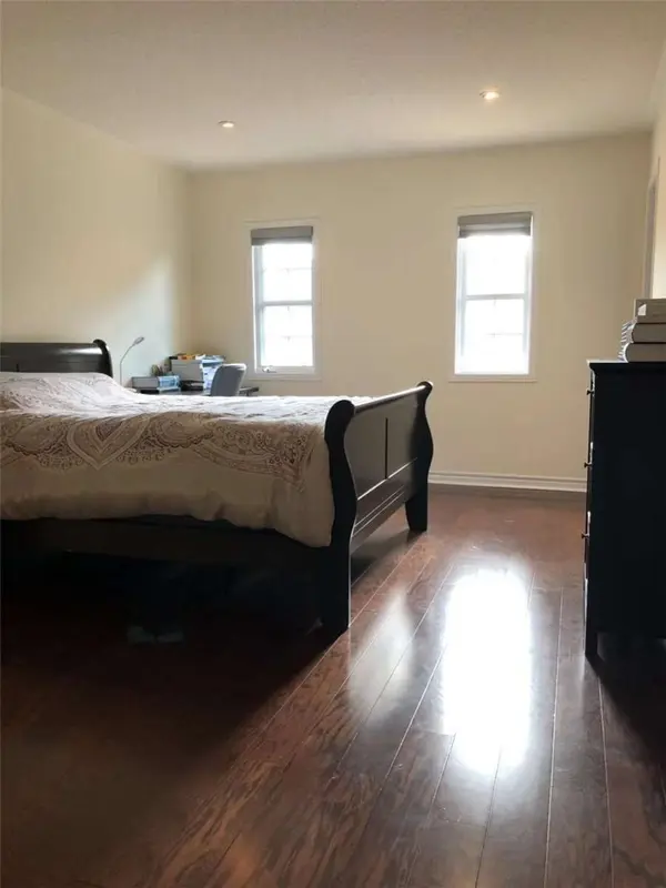 Richmond Hill, ON L4B 4E2,56 Ellesmere ST