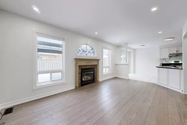 Vaughan, ON L6A 3H7,186 Tierra AVE