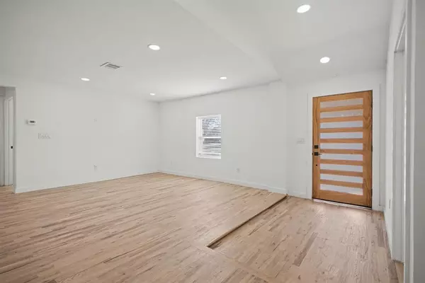 Dallas, TX 75220,3503 Fontana Drive