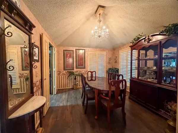 Murphy, TX 75094,308 Rolling Oak Drive